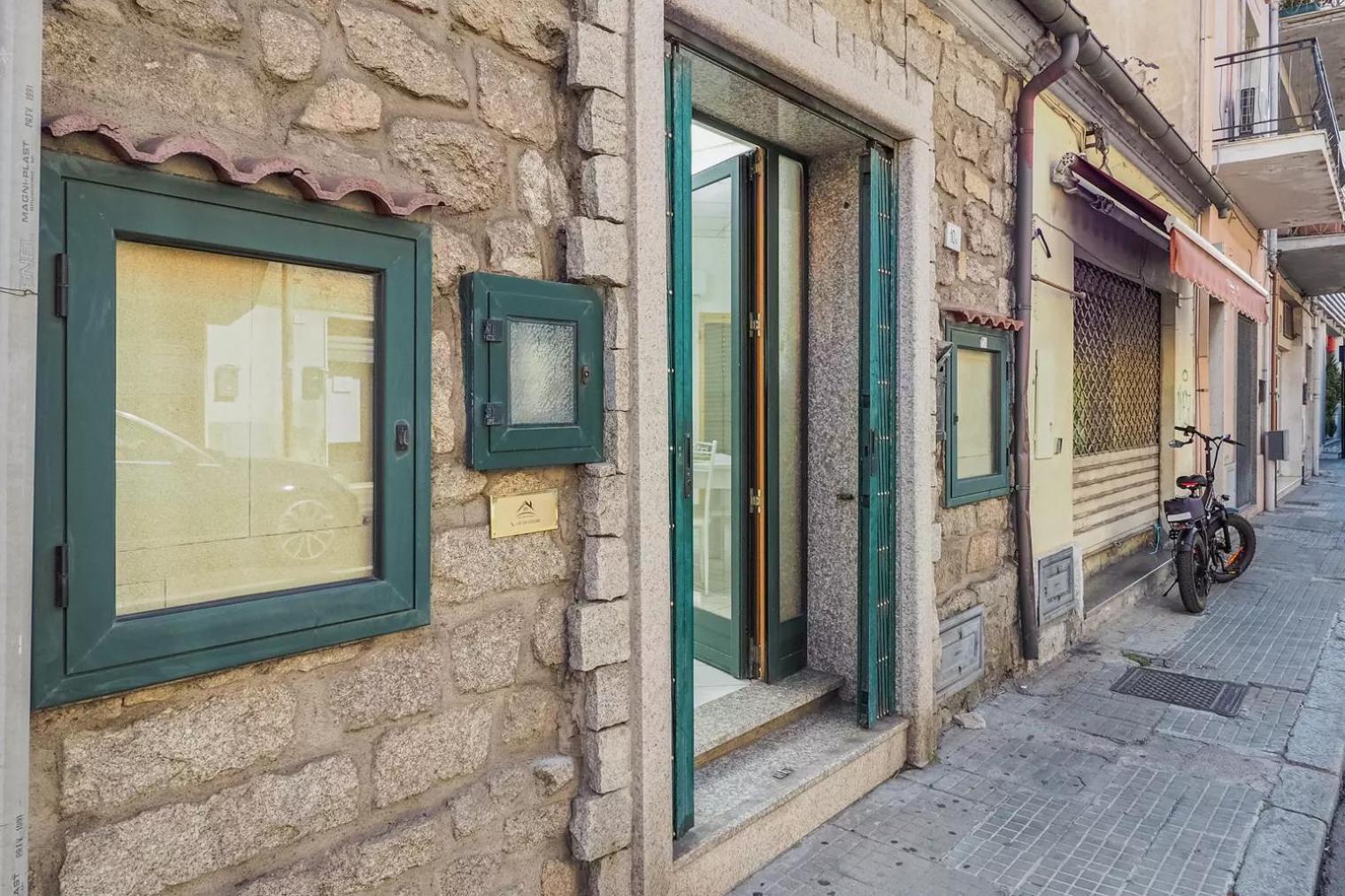 Saint Simplicio House Apartment Olbia Ngoại thất bức ảnh